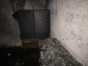 В Запорожской области в многоэтажке произошел пожар: мужчина жарил шашлыки на полу в квартире - ФОТО