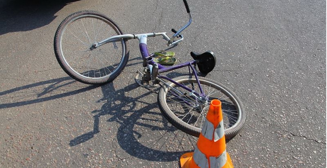 В Запорожье произошло ДТП с участием велосипедиста: семья винит владельца автомобиля, в полиции иная версия