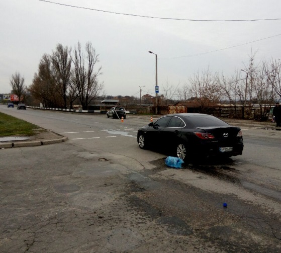 В Хортицком районе Запорожья произошло тройное ДТП - ФОТО