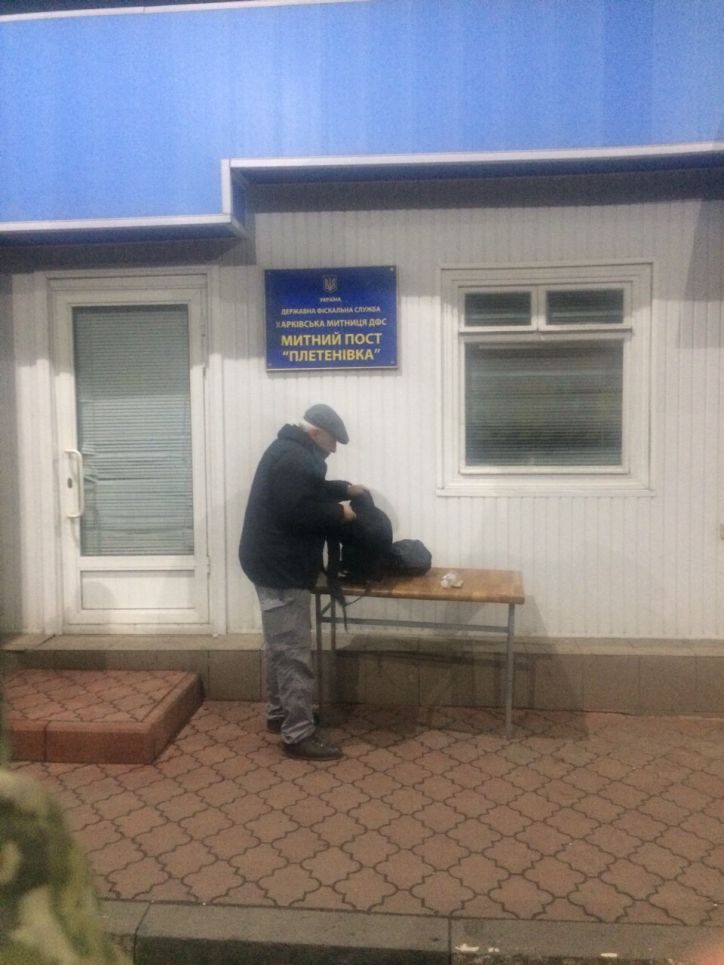В Запорожской области российский архитектор напал с ножом на СБУшников
