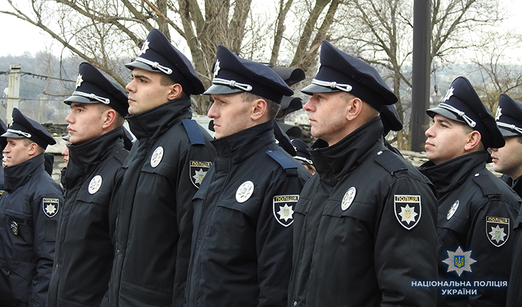В Запорожье 39 полицейских приняли присягу - ФОТО