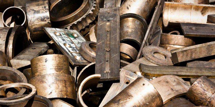 Запорожский суд пощадил «металлистов», которые совершили кражу из ряда домов