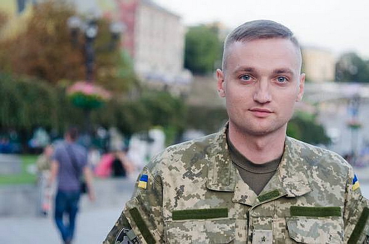 Летчик, который получил в Запорожье звание «Народного героя Украины», совершил самоубийство в своей квартире