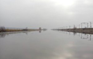 На Каховском водохранилище ищут двух пропавших рыбаков