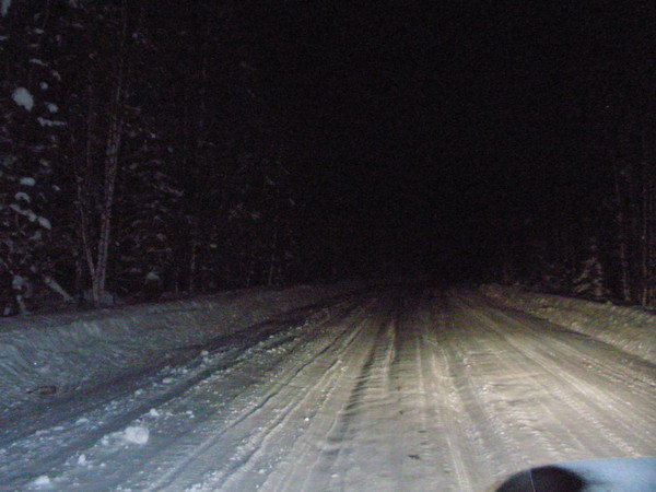 В Запорожской области маршрутка с пассажирами застряла в снегу - ВИДЕО