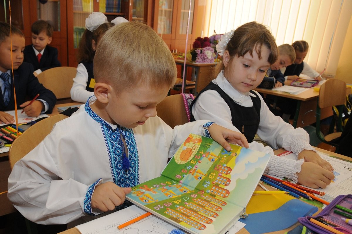 В Запорожье создадут единый электронный реестр всех школьников школьников и закрепят учеников за школами по месту жительства