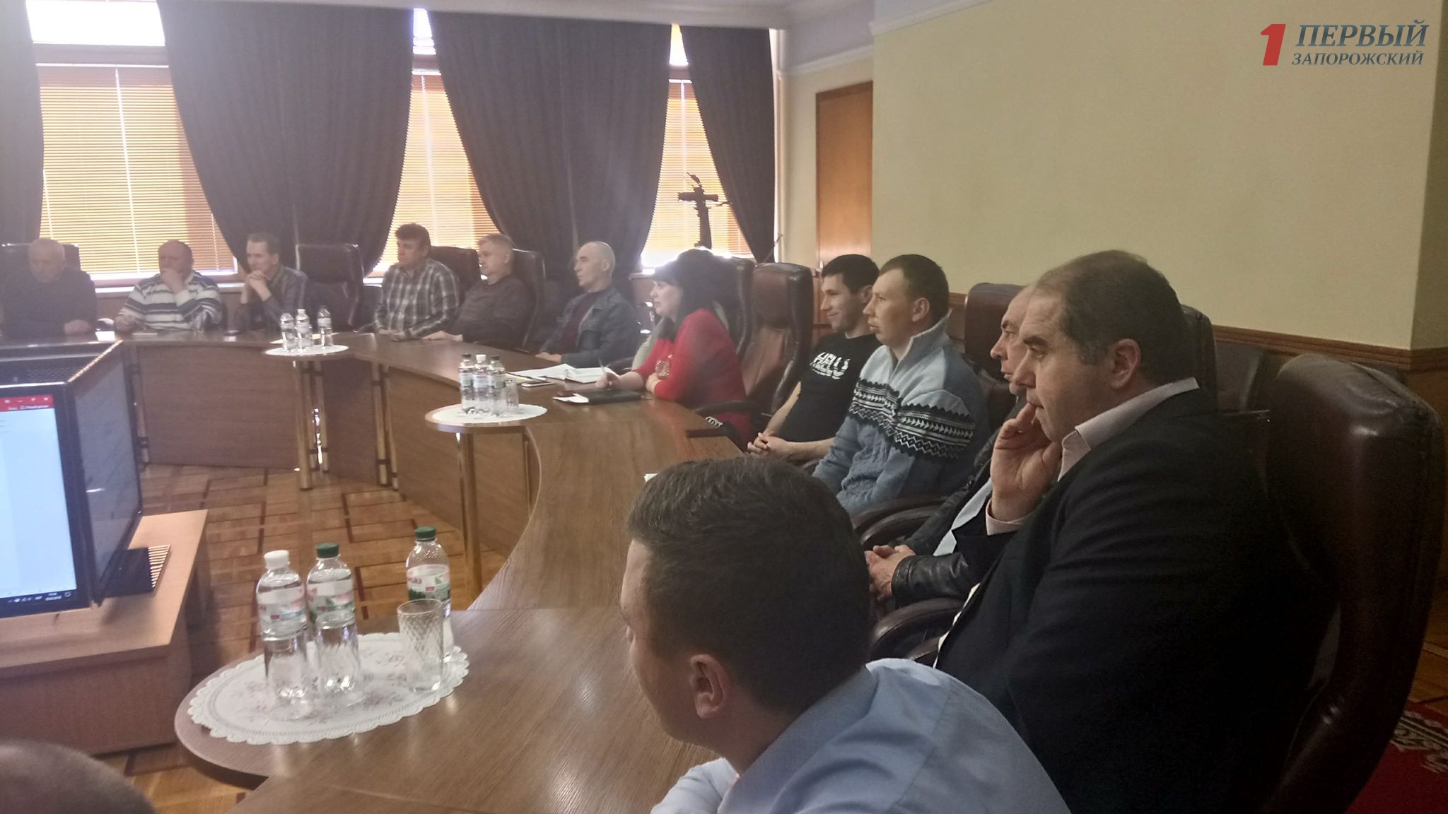 В Запорожском областном совете обсудили реформу децентрализации и развитие территорий ОТГ - ФОТО