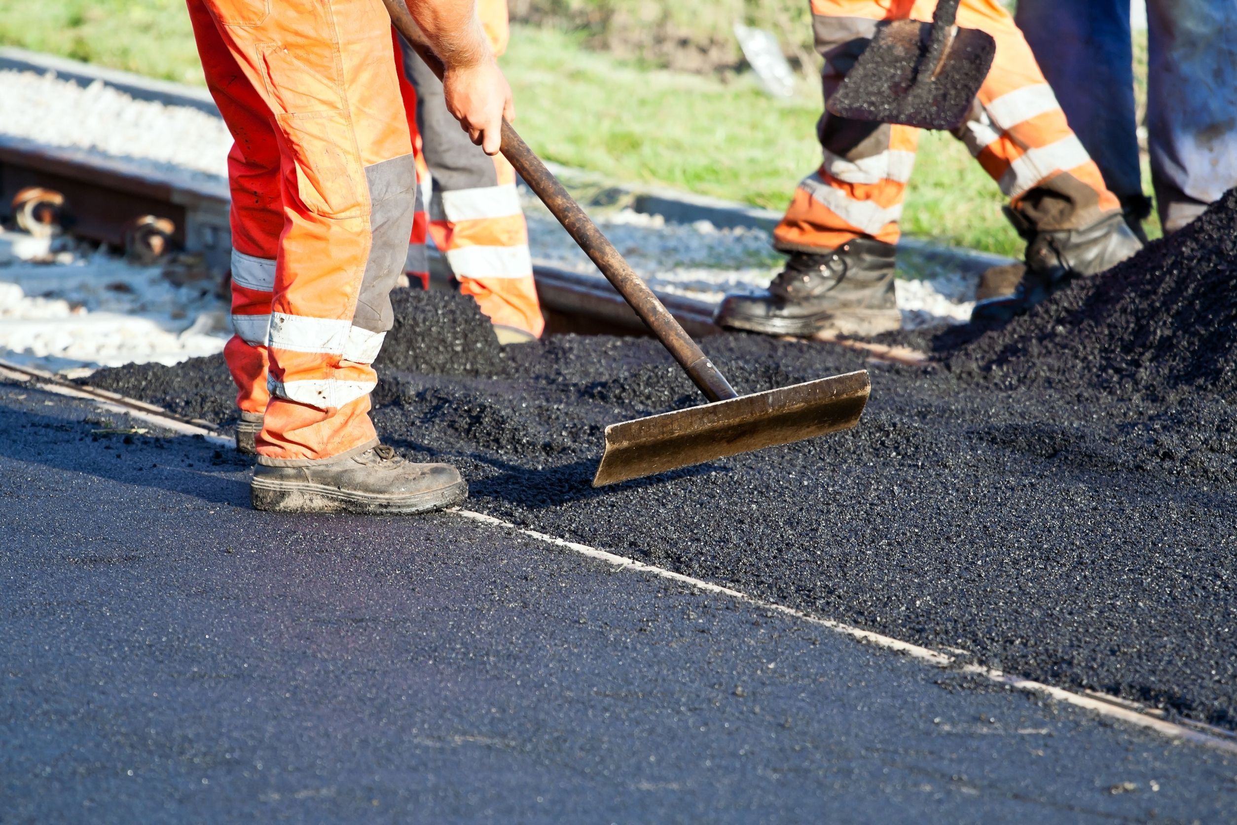 На ремонт дорог из областного бюджета выделят еще 7,5 миллиона гривен