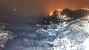 В Запорожской области спасатели несколько часов тушили пожар в хозпостройке - ФОТО