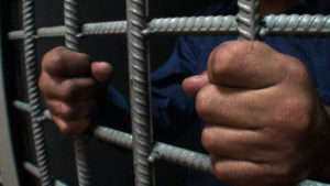 Правоохранители задержали опасного преступника, который почти 14 лет находился в розыске