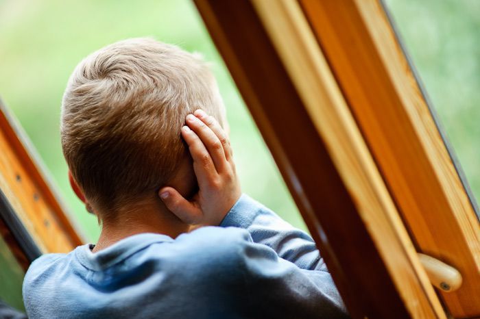 В Запорожье пятилетний мальчик выпал из окна многоэтажки