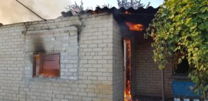 В Запорожской области дотла сгорел жилой дом - ФОТО