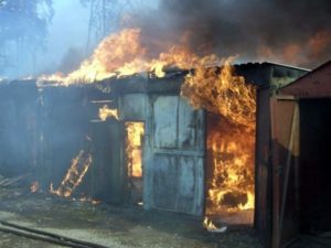В Запорожской области случился пожар на территории частного дома