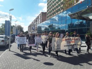 С лозунгами и плакатами: Запорожье присоединилось к Всеукраинскому маршу за права животных - ФОТО, ВИДЕО