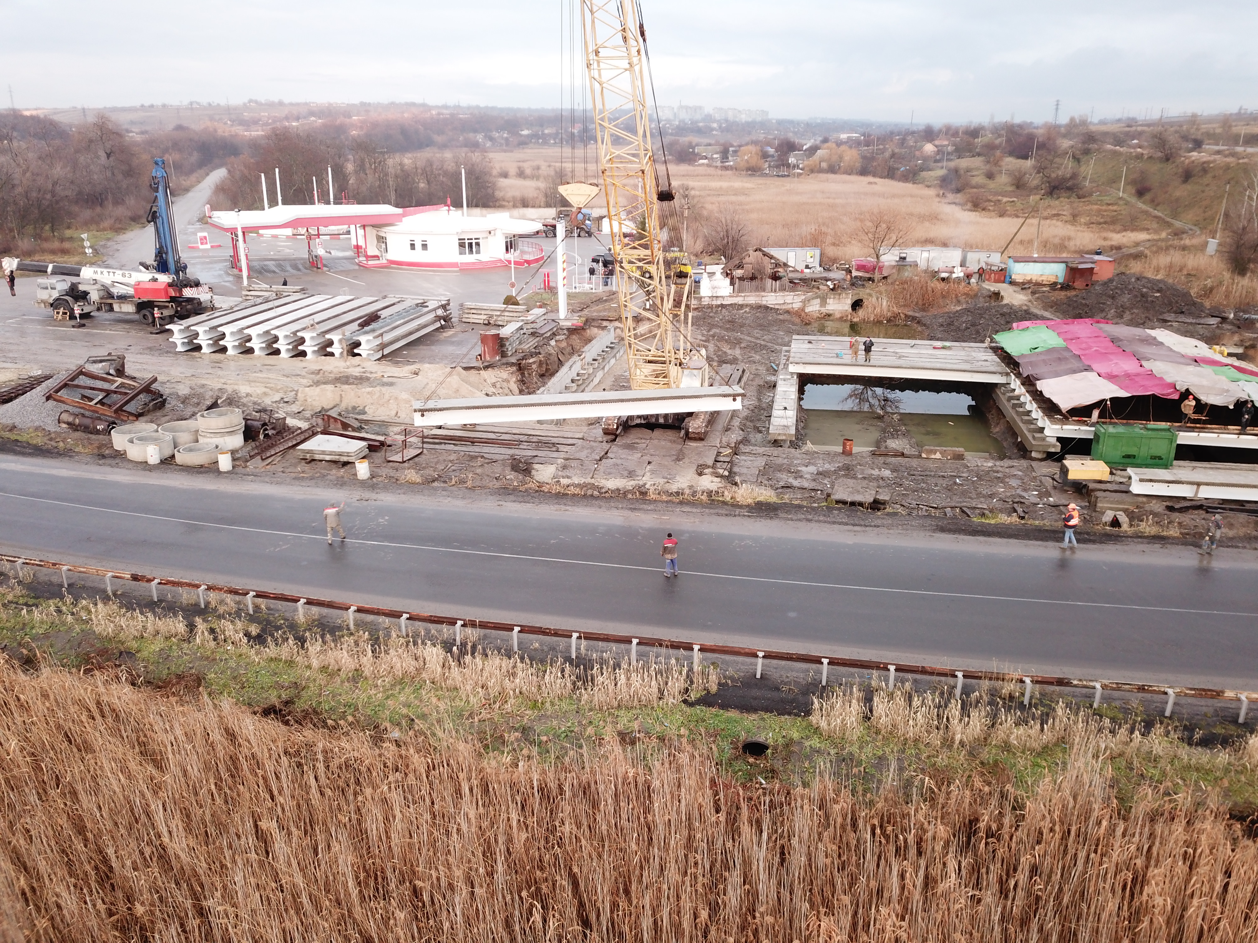 Ремонт моста через реку Сухая Балка на запорожской трассе: какие работы проводятся сейчас - ФОТО
