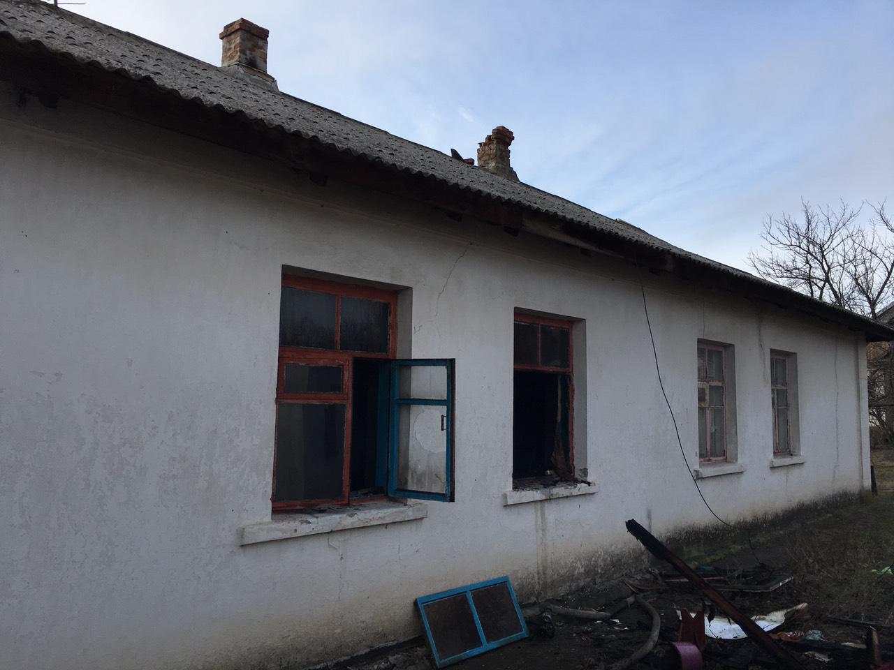 В Запорожской области горел жилой дом: есть погибший - ФОТО