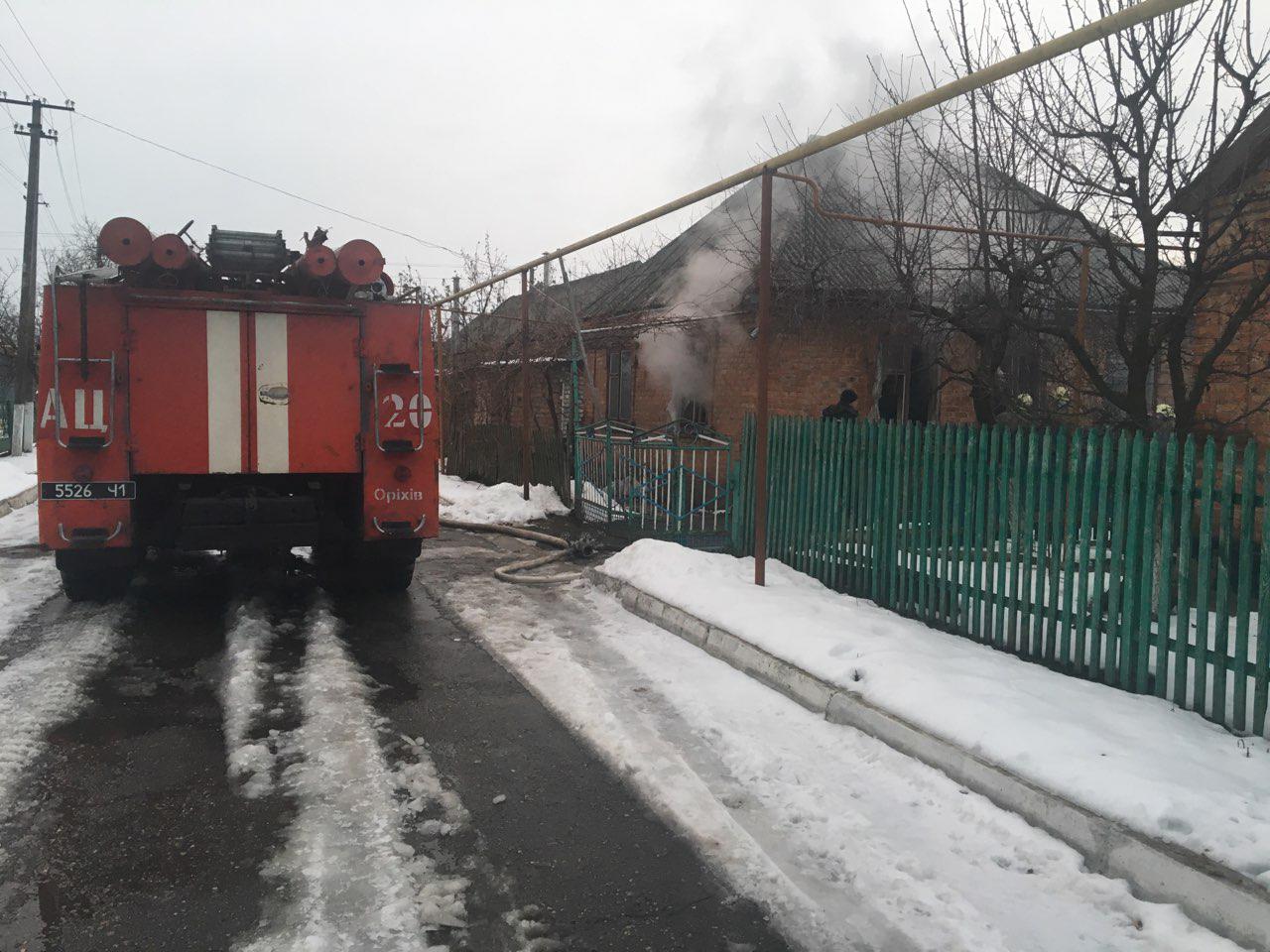 В Запорожской области горел одноэтажный жилой дом - ФОТО