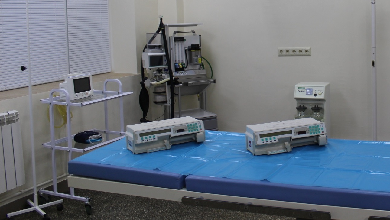 В Запорожской больнице экстренной помощи установили новое оборудование в одной из операционных - ФОТО