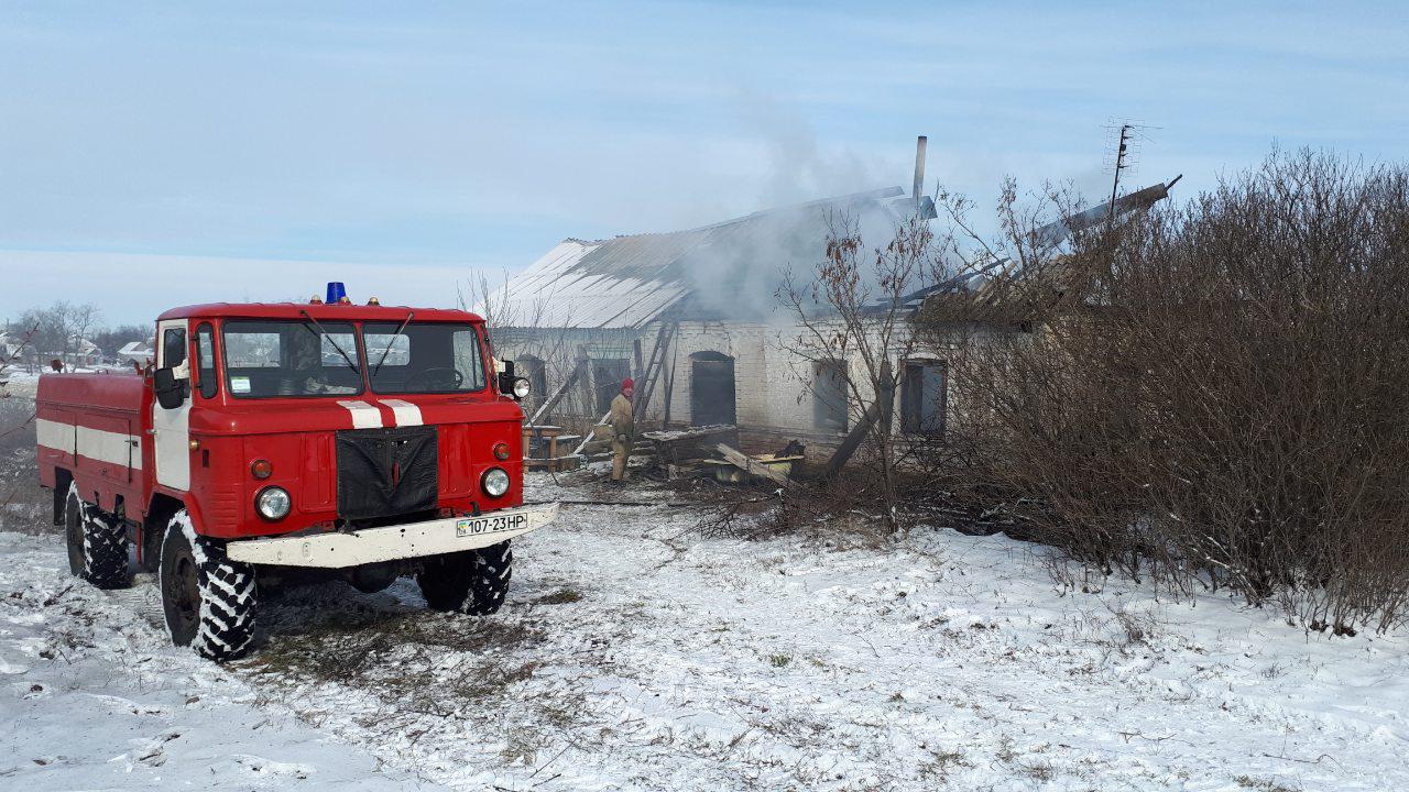 В Запорожской области мужчина погиб при пожаре в собственном доме - ФОТО