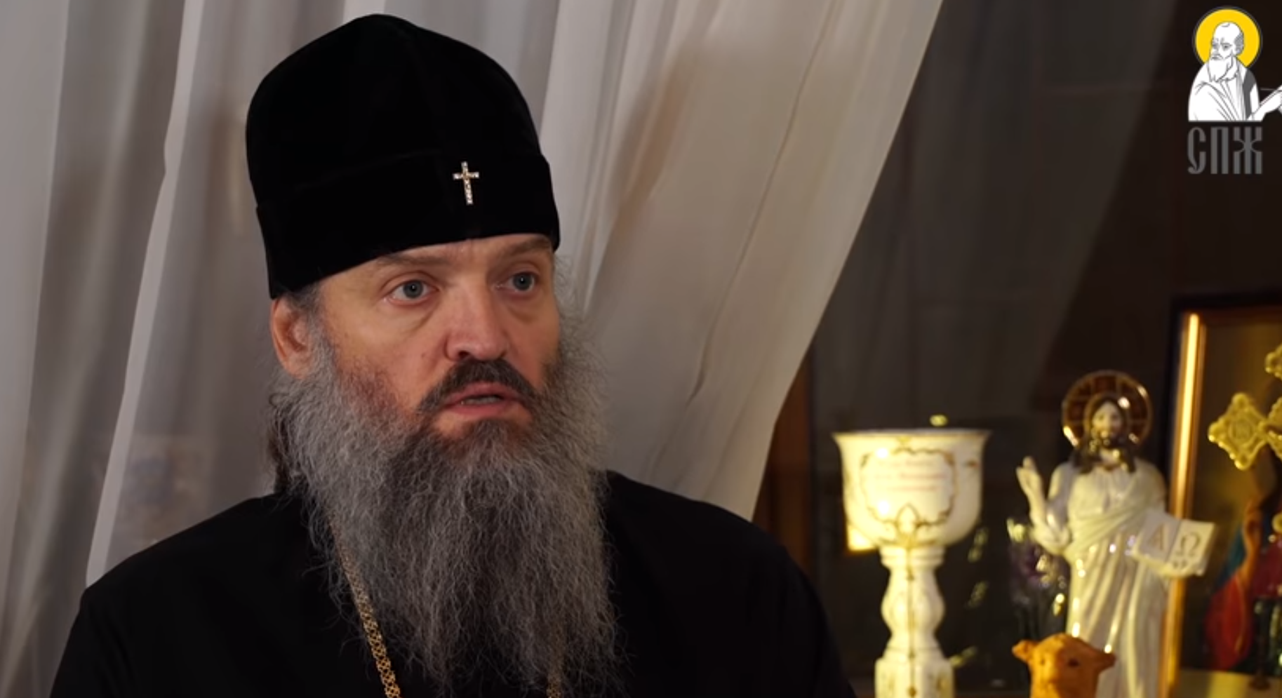 Запорожский митрополит Лука пожаловался на чиновников, которые допускают нарушения при переходе общин в ПЦУ