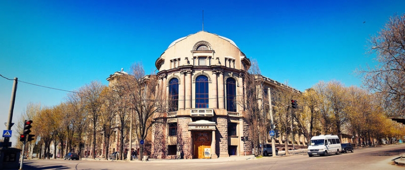 Запорожские депутаты выявили нарушения в освоении бюджетных средств в областном краеведческом музее