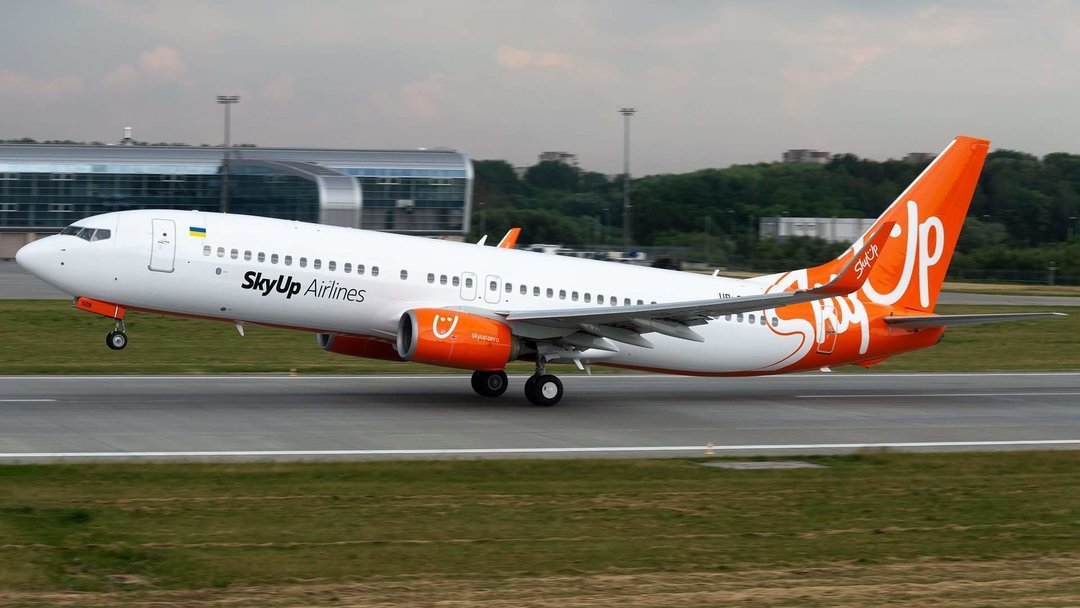 SkyUp запускает новые регулярные рейсы из Запорожья в Барселону