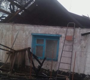 В Запорожье из-за короткого замыкания горел жилой дом - ФОТО