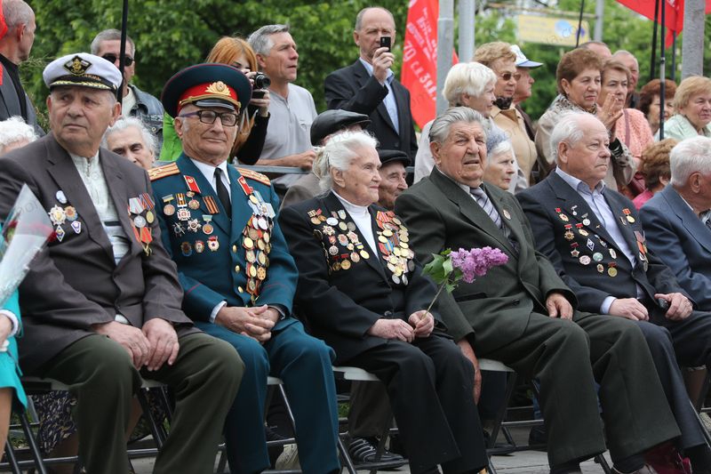 Запорожские ветераны получат материальную помощь ко Дню Победы