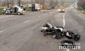 Запорожская полиция разыскивает свидетелей ДТП, в котором погиб мотоциклист - ФОТО