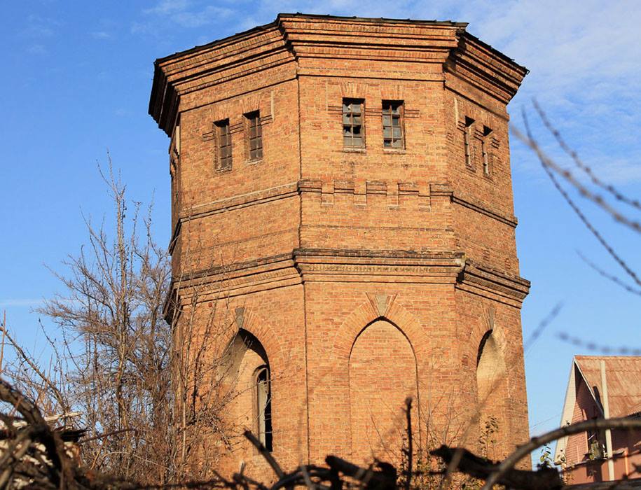 В Запорожье члены консультативного совета направят в Минкультуры рекомендации присвоить водонапорной башне статус архитектурной памятки - ФОТО