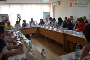 В Запорожье проходит круглый стол по вопросам противодействия торговли людьми – ФОТО