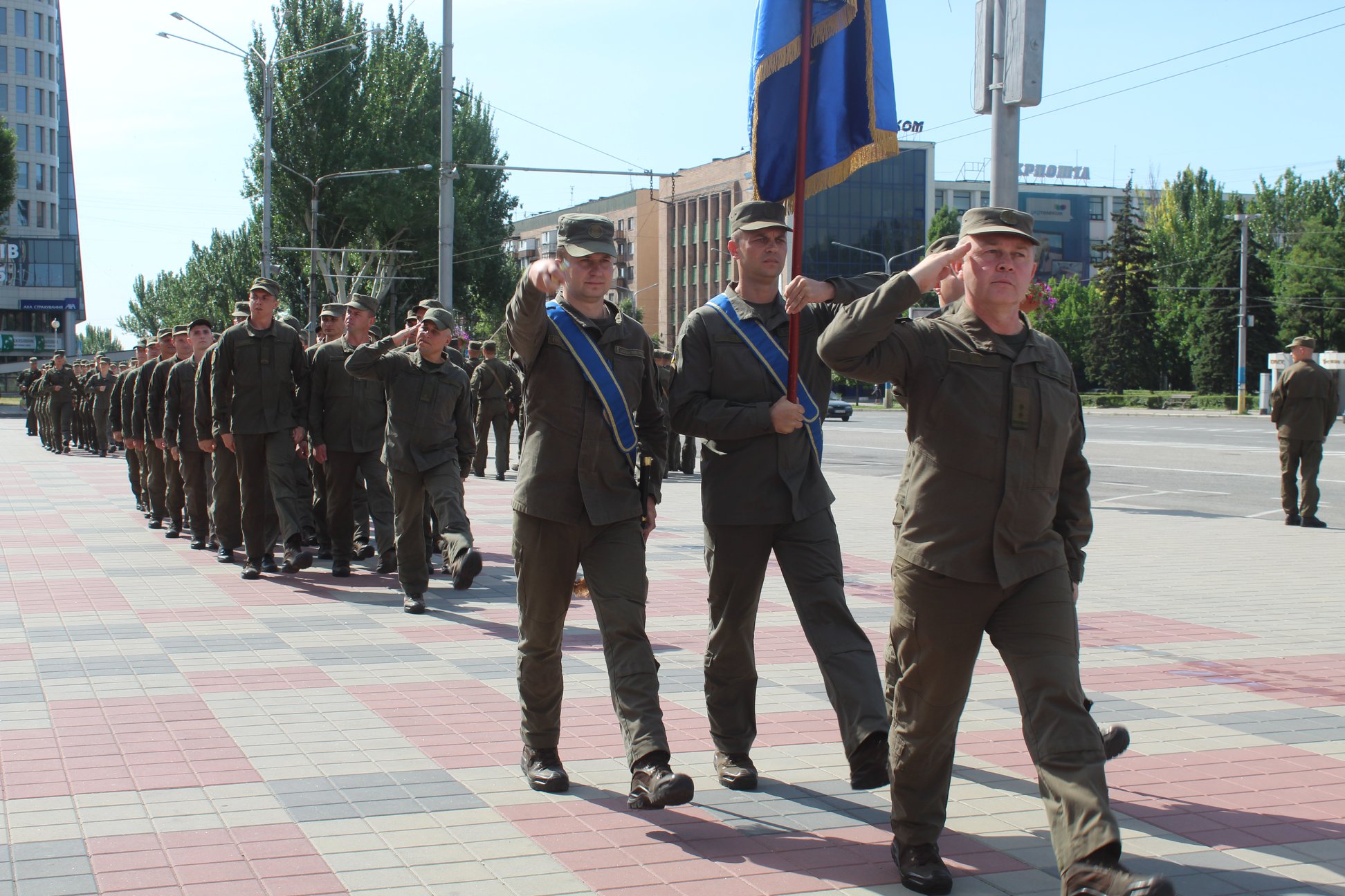 У Запоріжжі 70 військовослужбовців урочисто прийняли присягу на площі Героїв - ФОТО, ВІДЕО