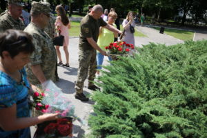 В Запорожье почтили память погибших участников АТО - ФОТО