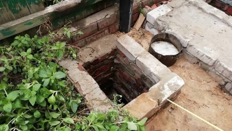 В Запорожье полуторагодовалая девочка упала в выгребную яму
