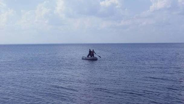 На запорожском курорте мужчину и двух мальчиков унесло на лодке в открытое море