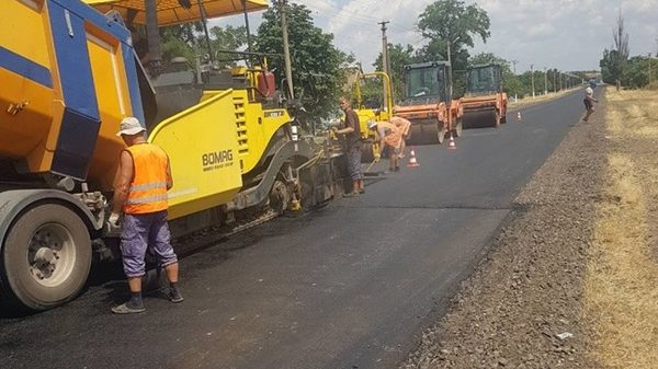 На Запорожье подрядчикам готовы заплатить почти 360 миллионов гривен за ремонты дорог
