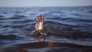 Житель Запорізької області пішов купатися на озеро і потонув
