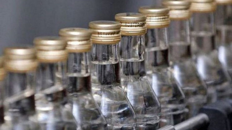 В Мелитополе готовили алкогольный фальсификат, который продавали на запорожских курортах