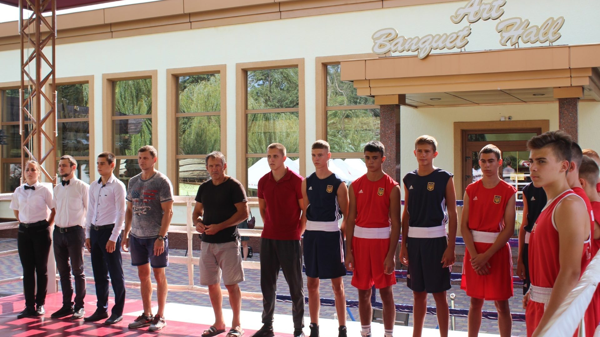 В Запорожье начался боксерский городской чемпионат среди подростков