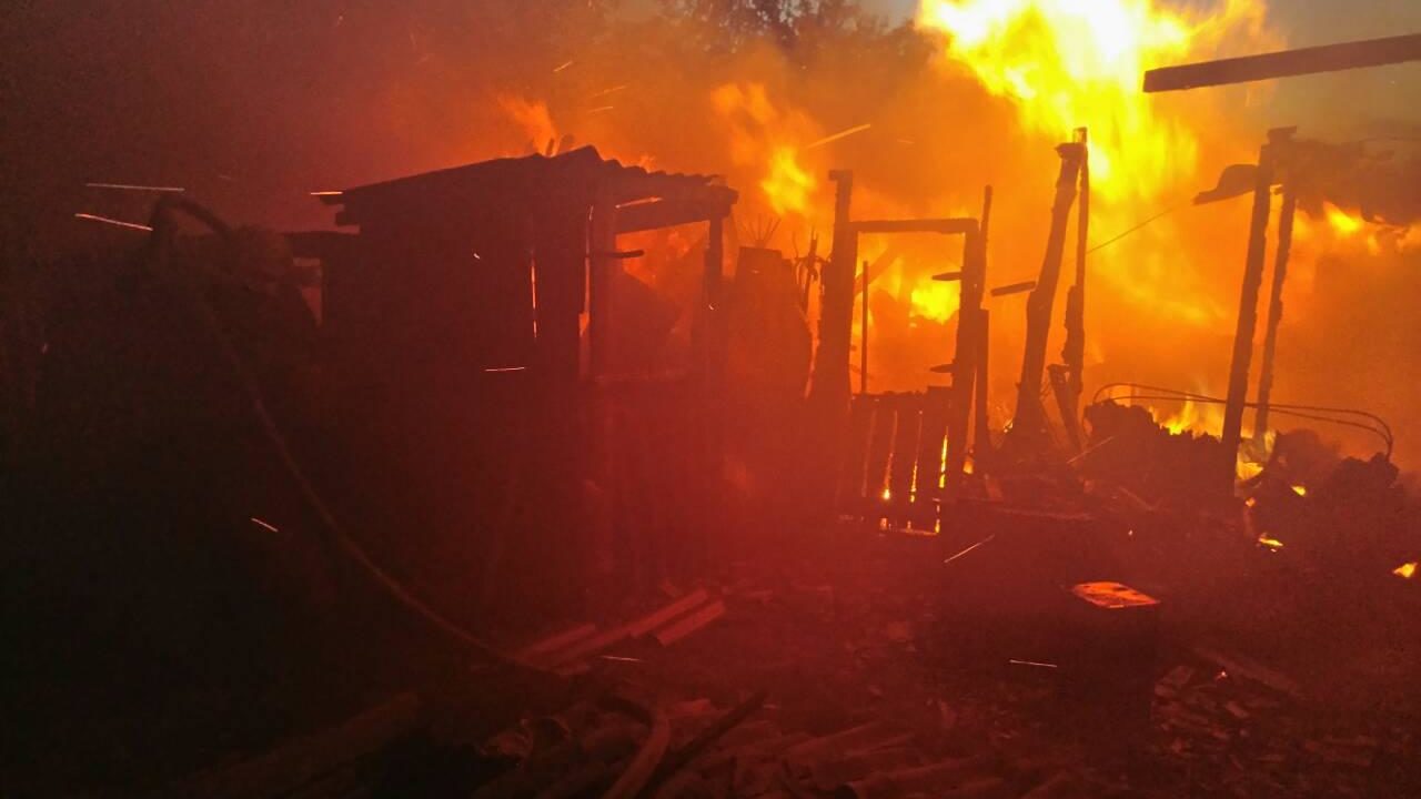 В Запорожской области во время пожара пожилой мужчина получил ожоги