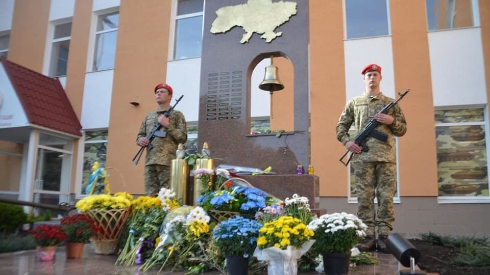 У Запоріжжі відкрили пам'ятник загиблим артилеристам, — ФОТО 