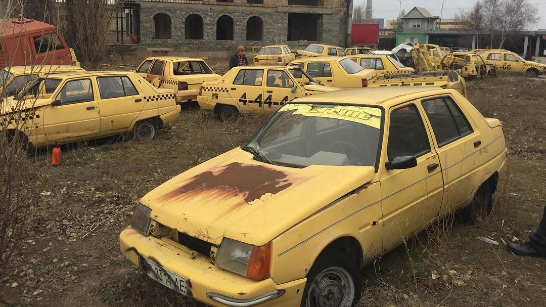 В Запорізькій області знайшли автомобільне кладовище, — ФОТО