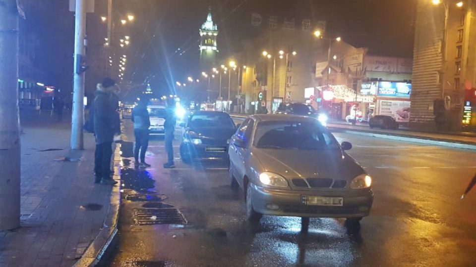 За минувшие выходные в Запорожье полицейским попались 16 пьяных водителей, — ФОТО