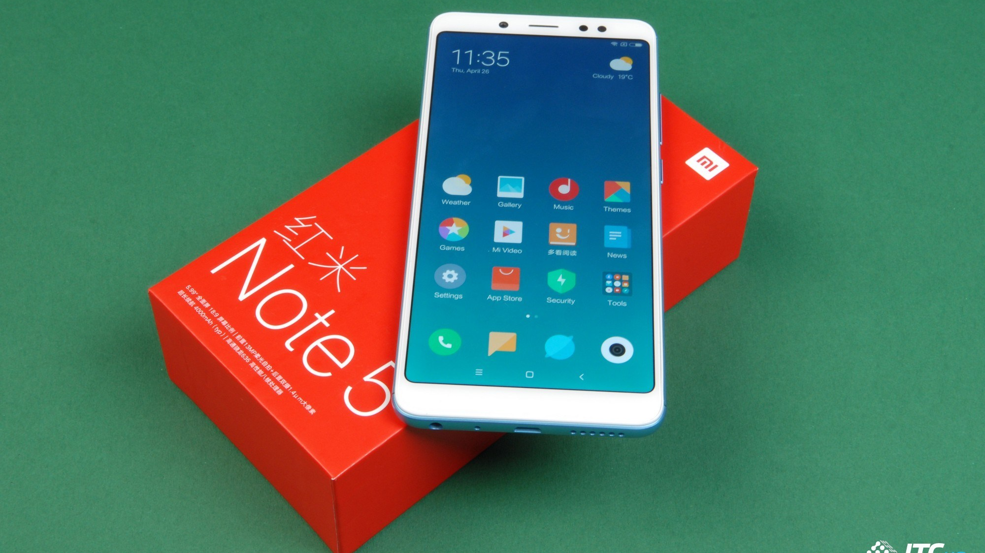 Обзор на смартфон Xiaomi Redmi Note 5 3/32GB: топ-5 фишек середнячка