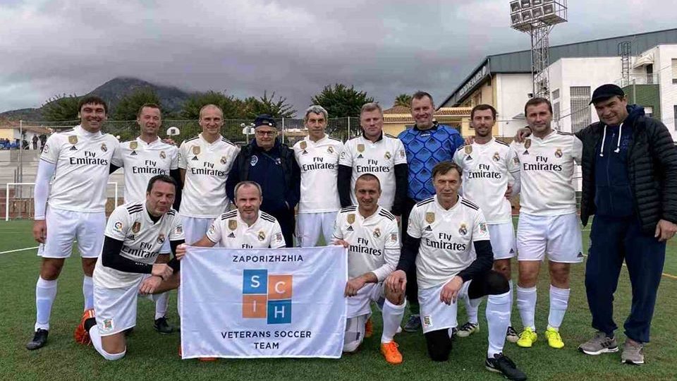 Запорізькі ветерани взяли срібло на міжнародному футбольному турнірі в Іспанії