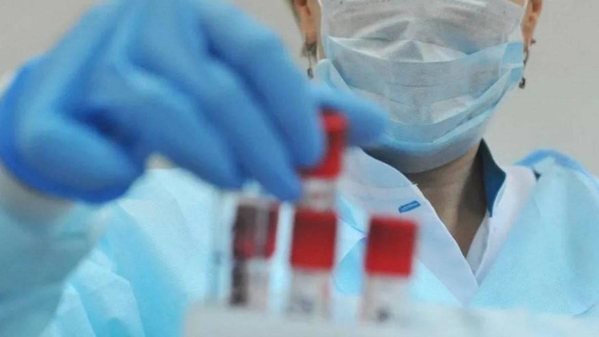 У сотрудника полиции Бердянска обнаружили коронавирус: он не заразил никого из 44 людей, с кем контактировал