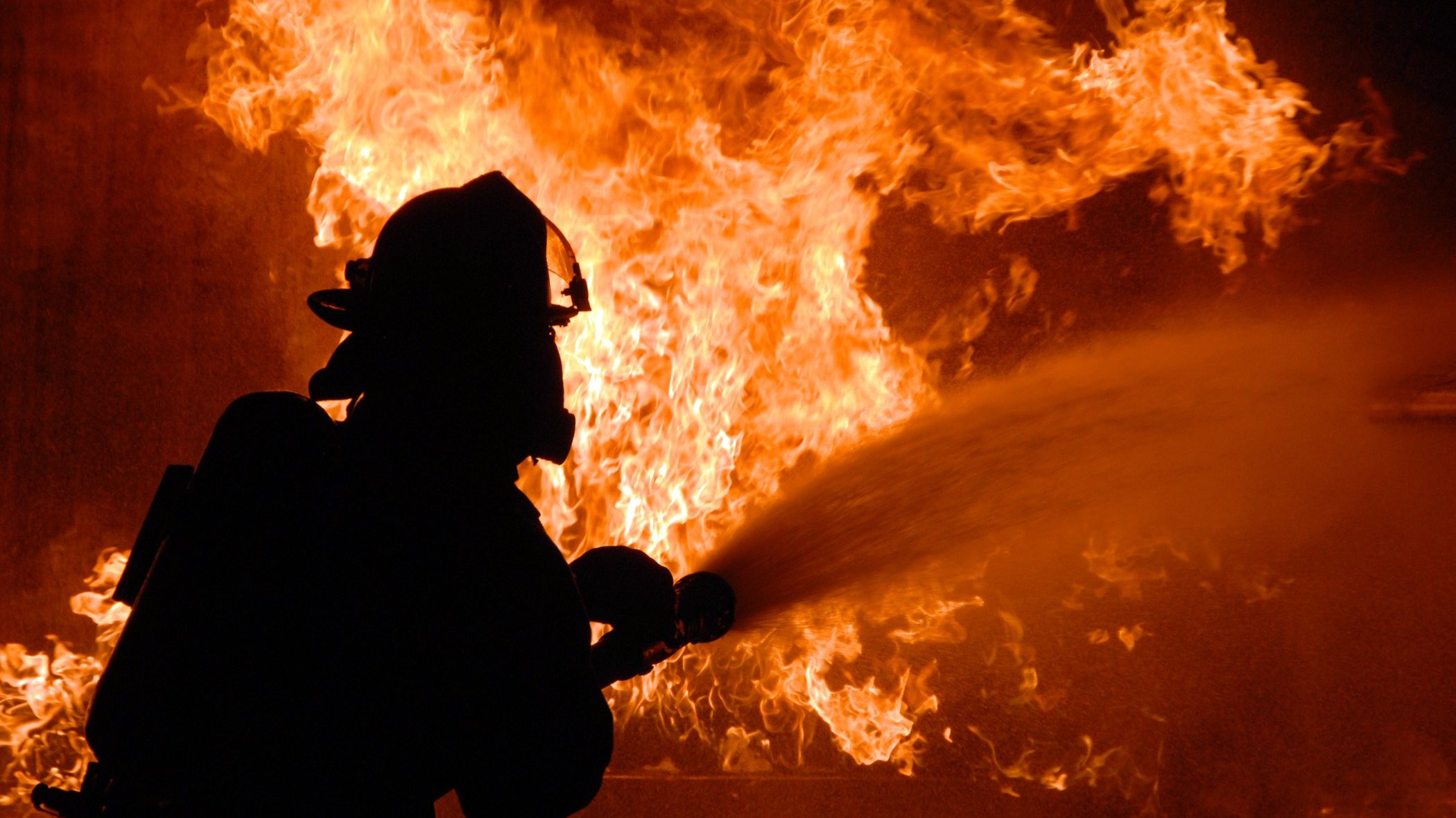 В Запоріжжі сталась пожежа: одну людину врятовано, одна - загинула