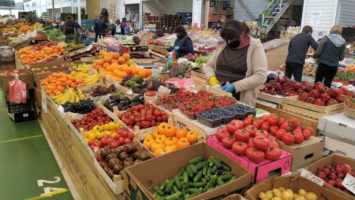 В Запорожской области сегодня начинают открывать продовольственные рынки