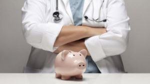 Медики Пологівської громади отримають обіцяну урядом 300% надбавку до зарплатні з міського бюджету