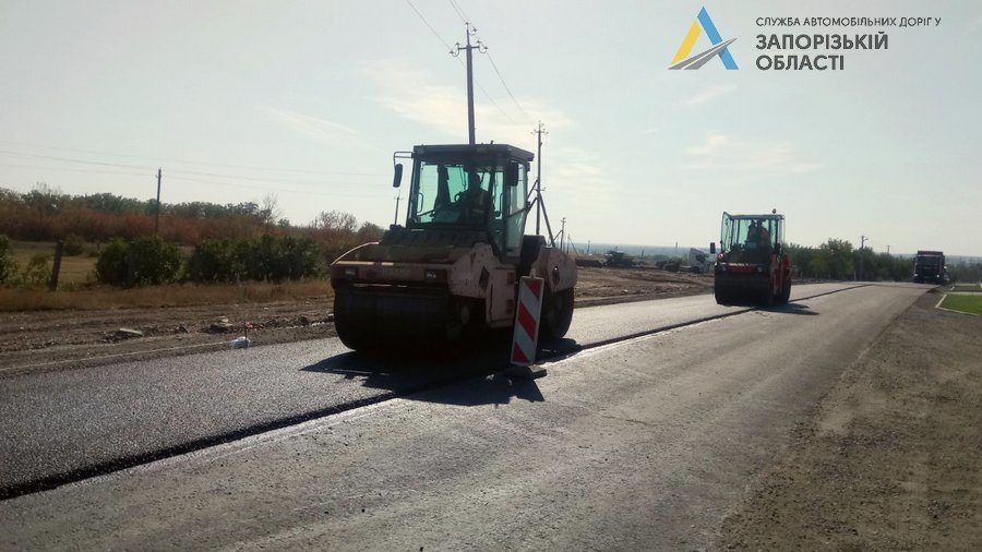 В Запорожской области за полмиллиарда гривен строят новую дорогу между Пологами и Гуляйполем, – ФОТО